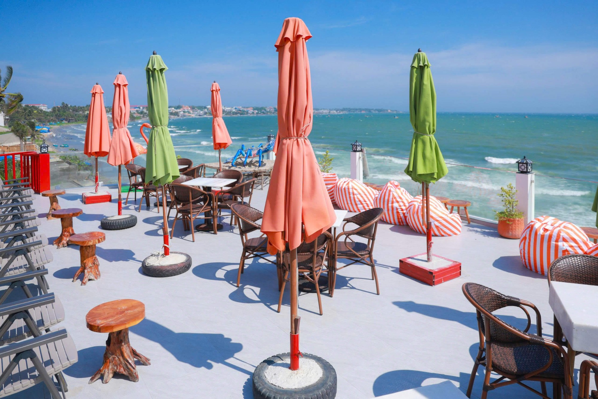 Dịch Vụ Cafe & Bar